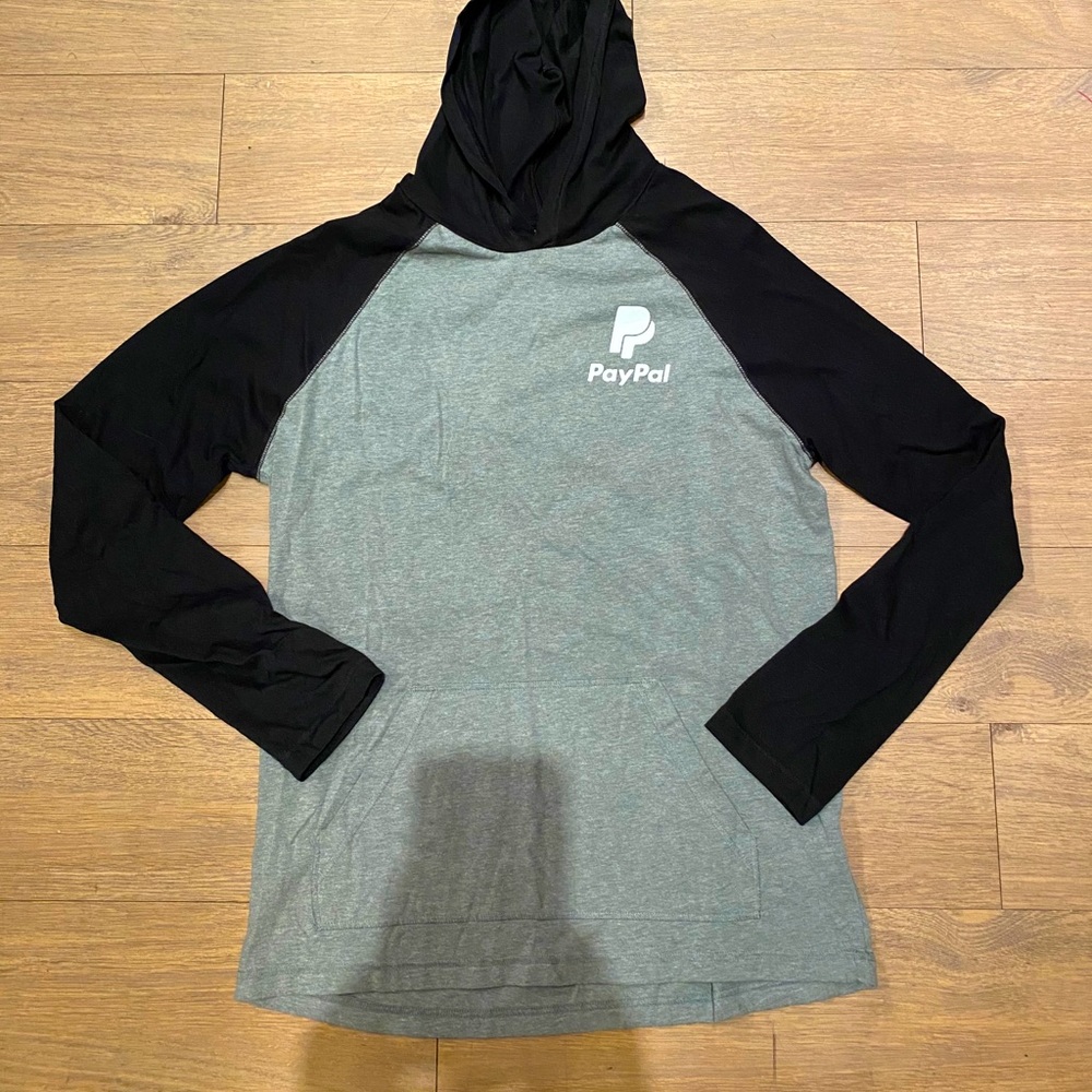 Men’s Hooded Long Sleeve!